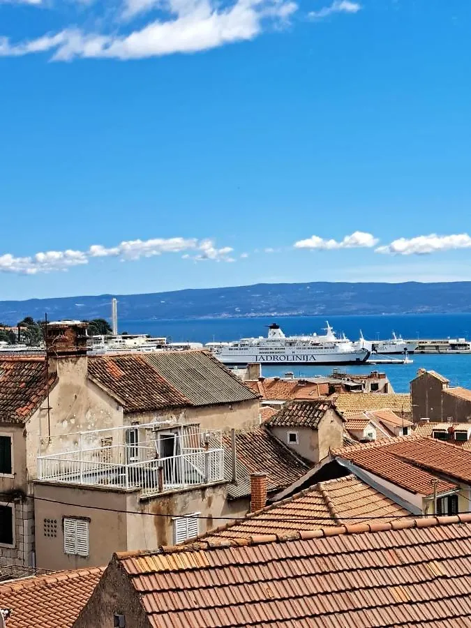 Guest House Kala Split 4*,  Croacia