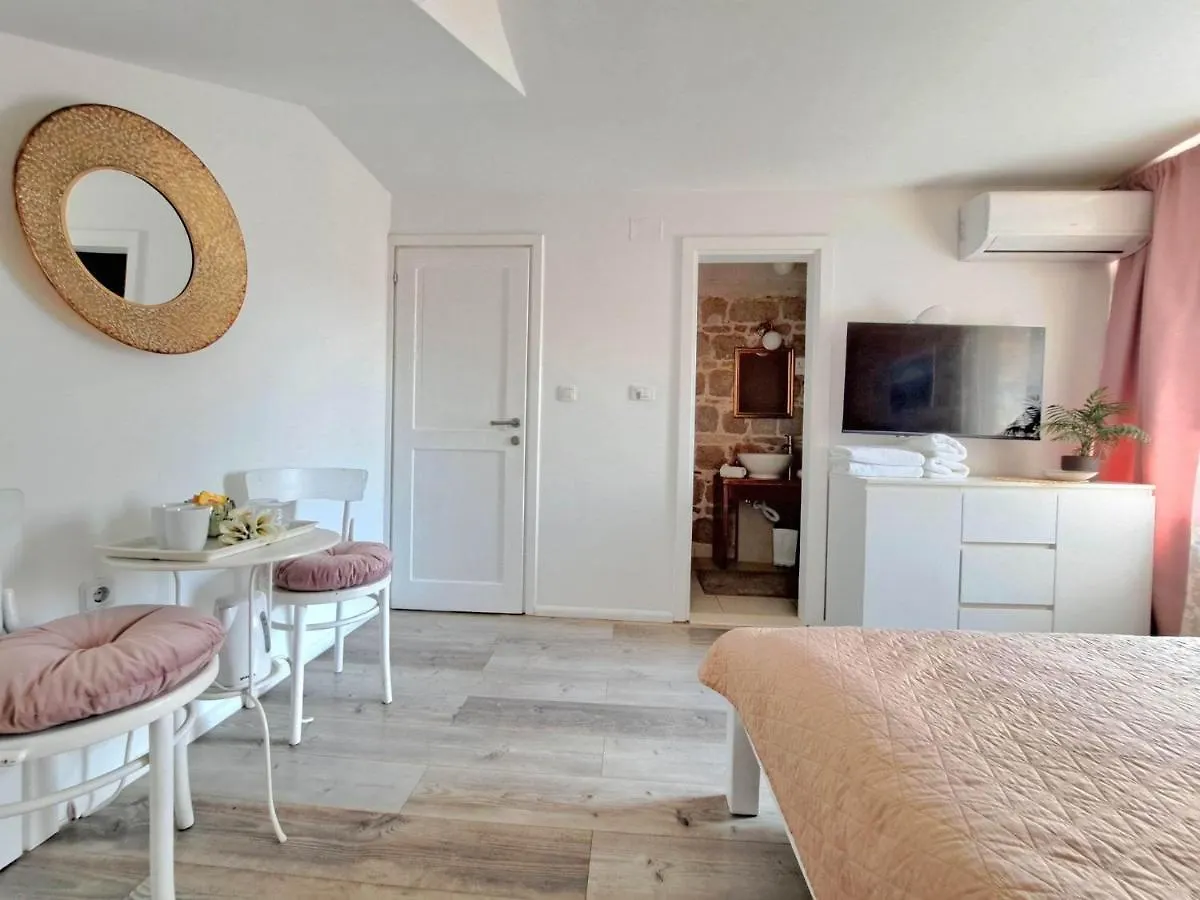 Guest House Kala Split