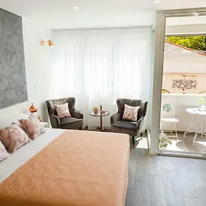 Gasthof Rose Gold & With Balcony